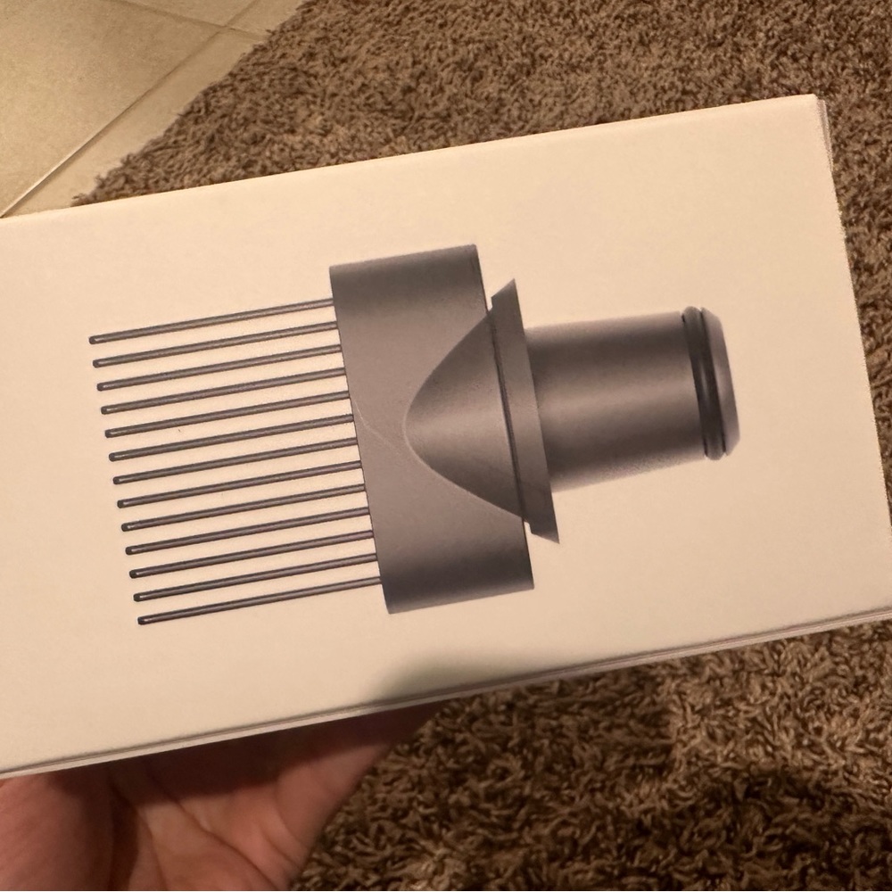 Dyson Supersonic wide-tooth comb attachment